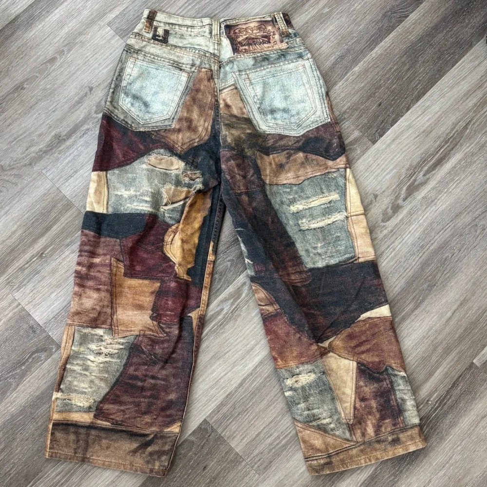 Acne Studios 3D Print Patchwork Distressed Wide-Leg Jeans - Picture 3 of 6